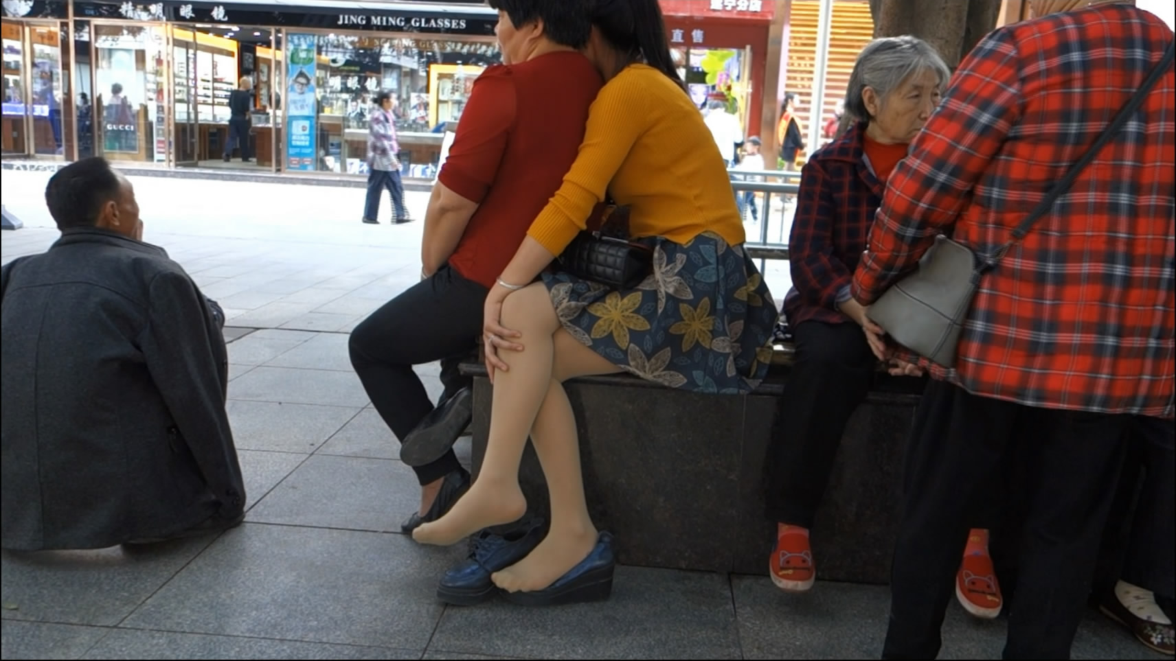 streetsnapnylon[00 01 46][20181205 212936 6]